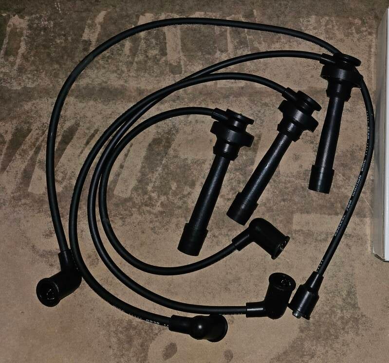 Mitsubishi U42T plugs wires