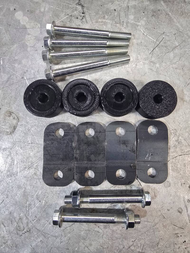 Mitsubishi Van U62V 4" Lift kit