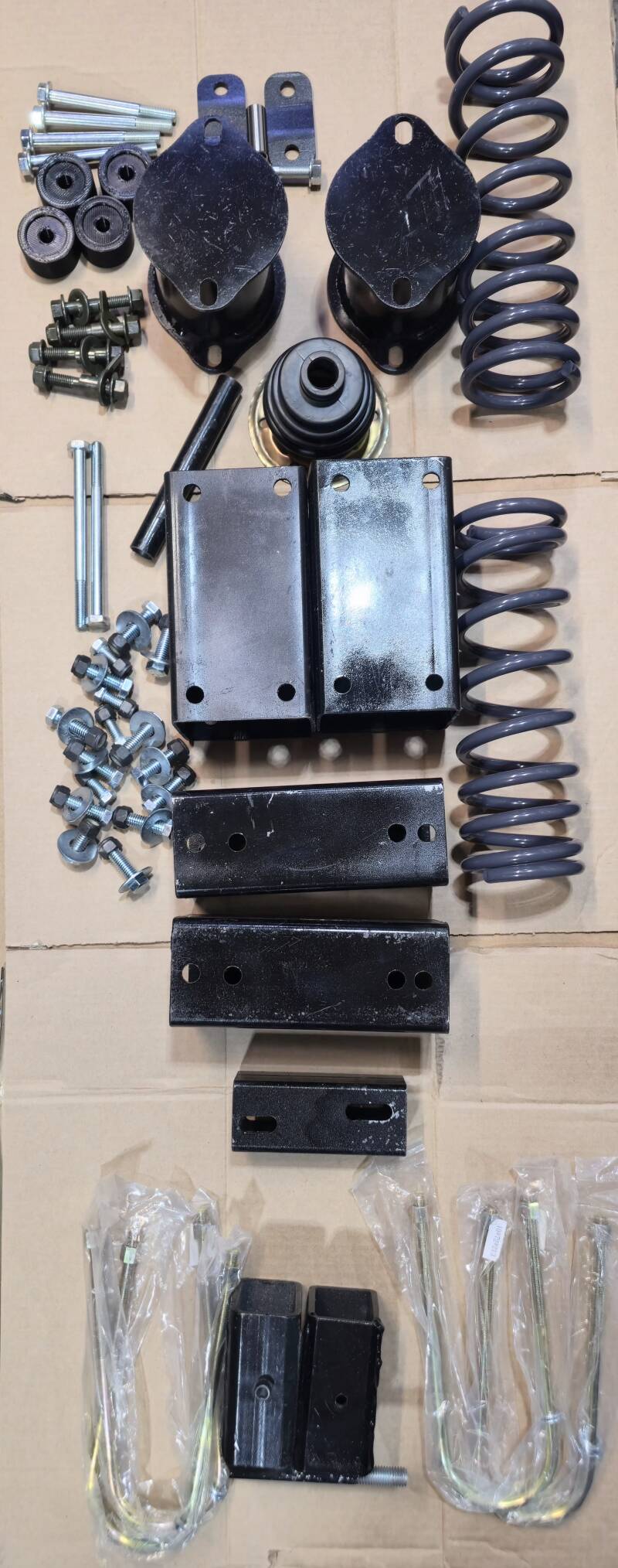 Mitsubishi U62T 5.5" Supermax Lift Kit + Extended Shocks Combo
