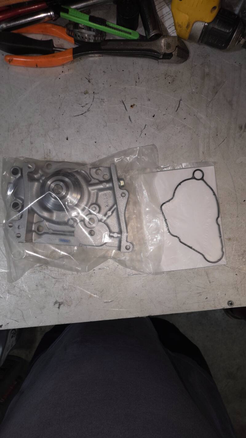 Subaru KS4/TT2 water pump