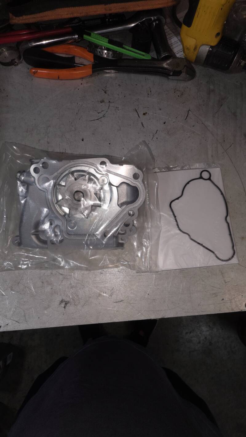 Subaru KS4/TT2 water pump