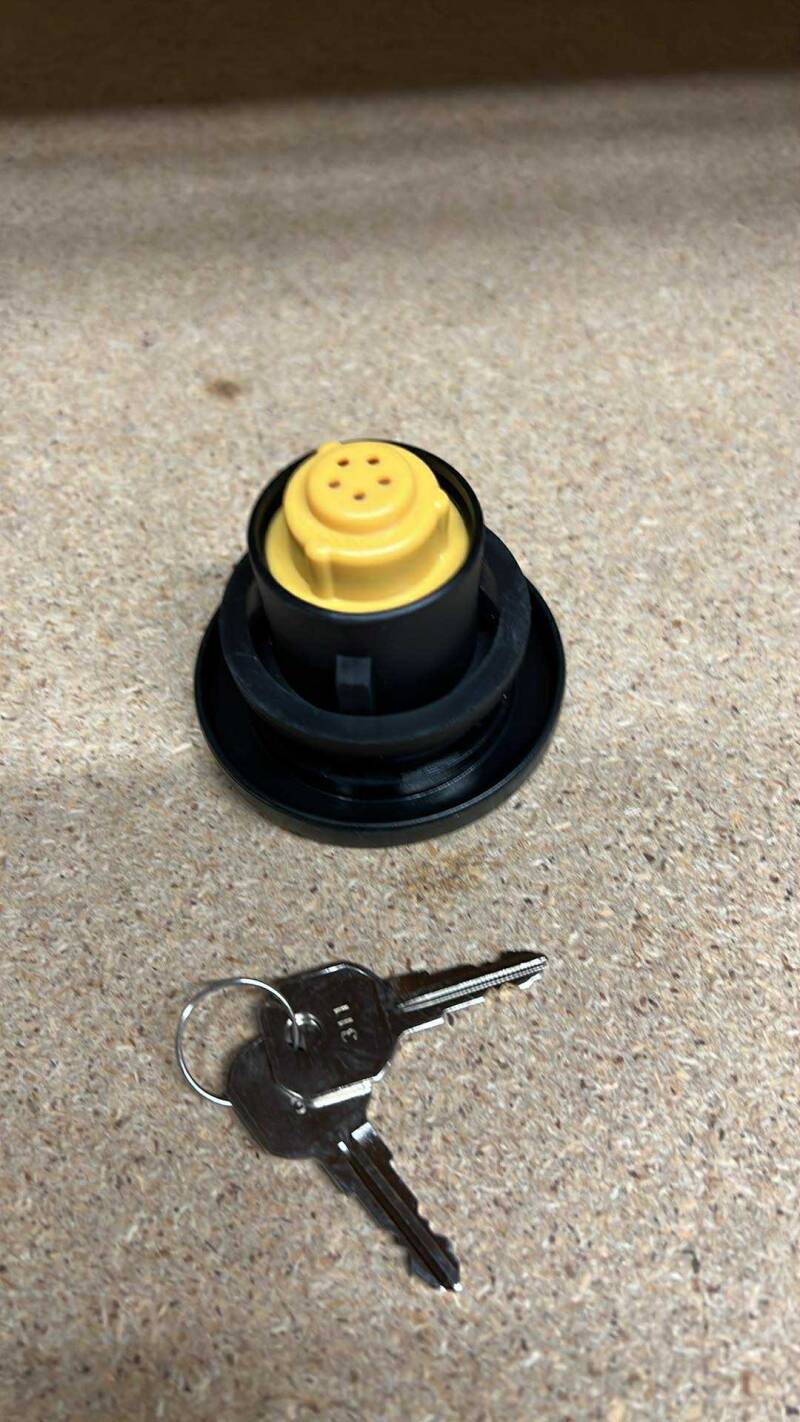 Mitsubishi Fuel Cap