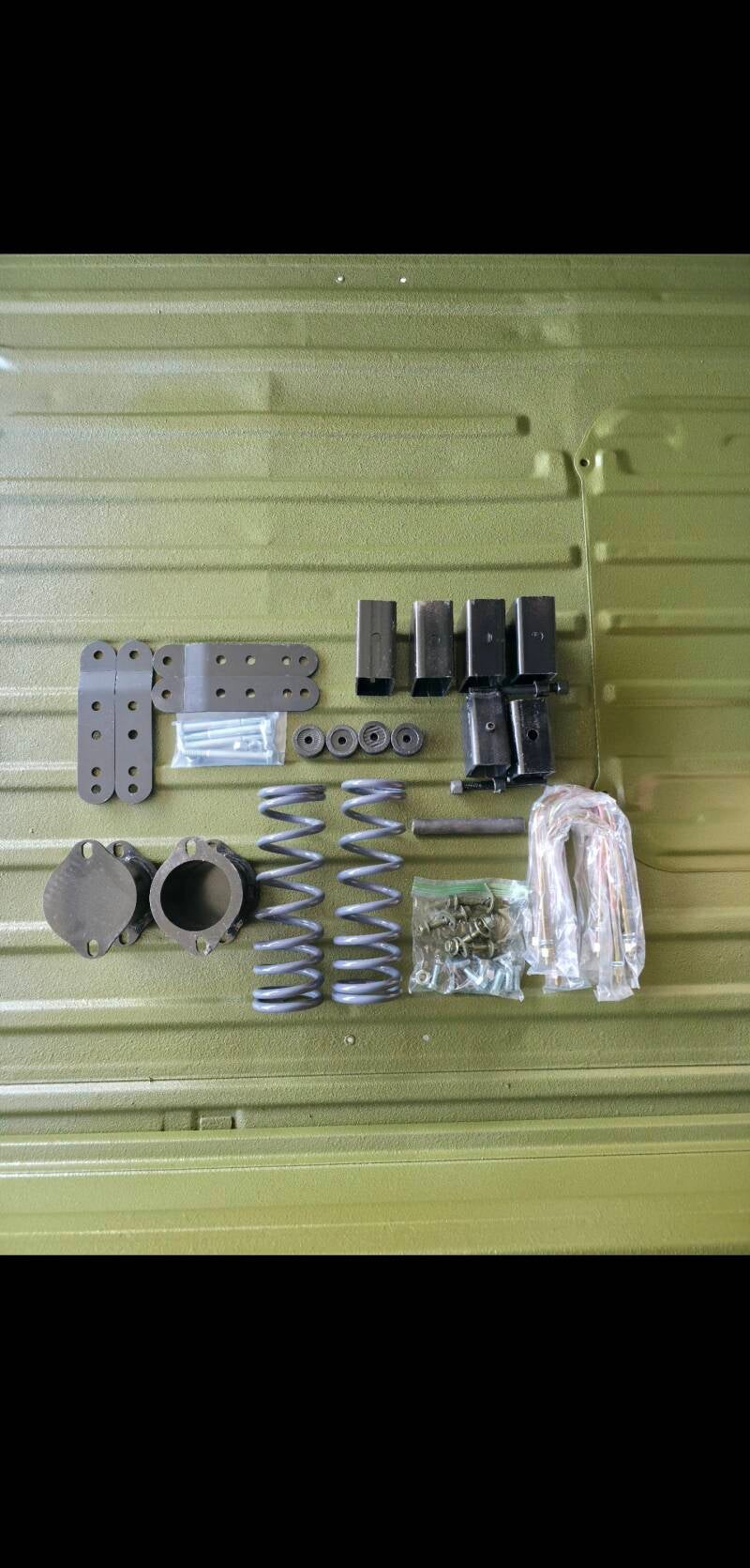 Mitsubishi U62T 5.5" Supermax Lift Kit + Extended Shocks Combo